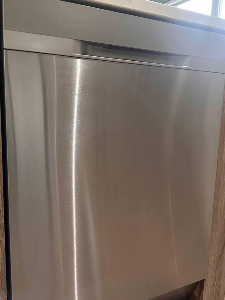 Stainless steel polish — after cleaning